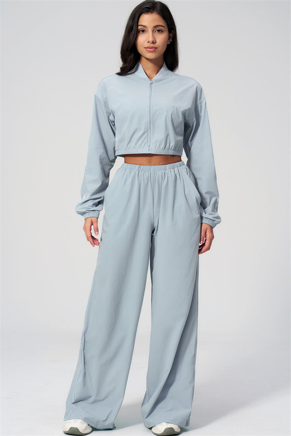 The Spunk UV protection Jacket Sweatpants 2-Piece Set featuring a stylish cropped jacket and relaxed-fit sweatpants.