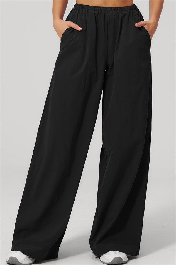 The Spunk UV protection Jacket Sweatpants 2-Piece Set featuring relaxed-fit black sweatpants with pockets.