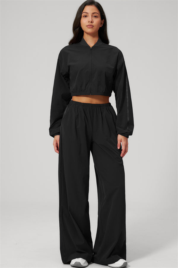 The Spunk UV protection Jacket Sweatpants 2-Piece Set displayed on a model showcasing its relaxed sporty style.