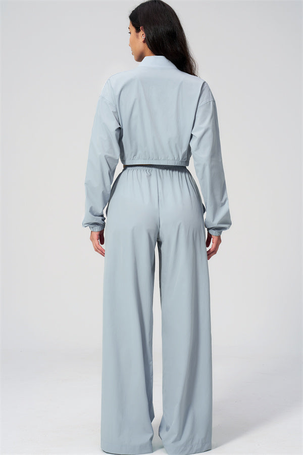 The Spunk UV protection Jacket Sweatpants 2-Piece Set viewed from the back, showcasing the relaxed fit and modern design.