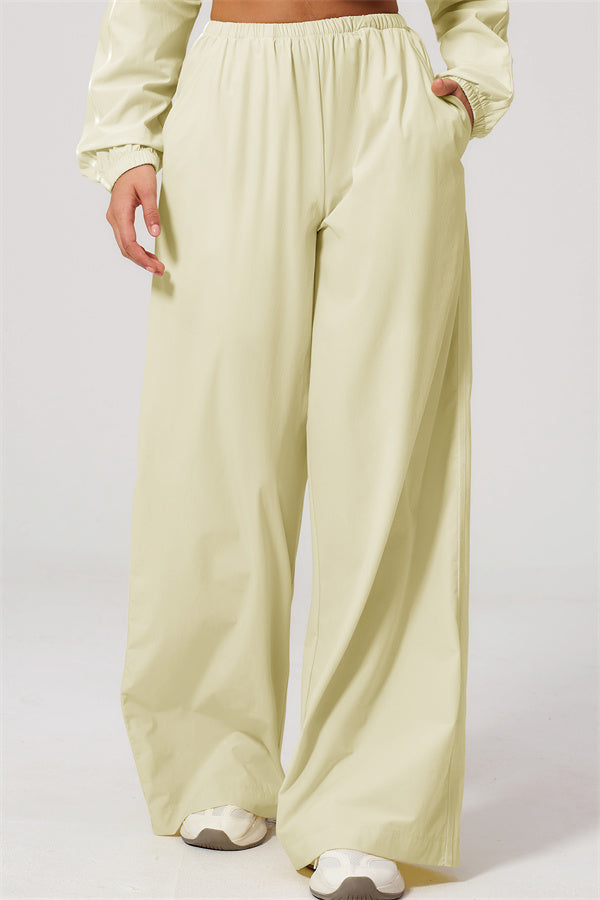 The Spunk UV protection Jacket Sweatpants 2-Piece Set featuring relaxed fit sweatpants in light color.